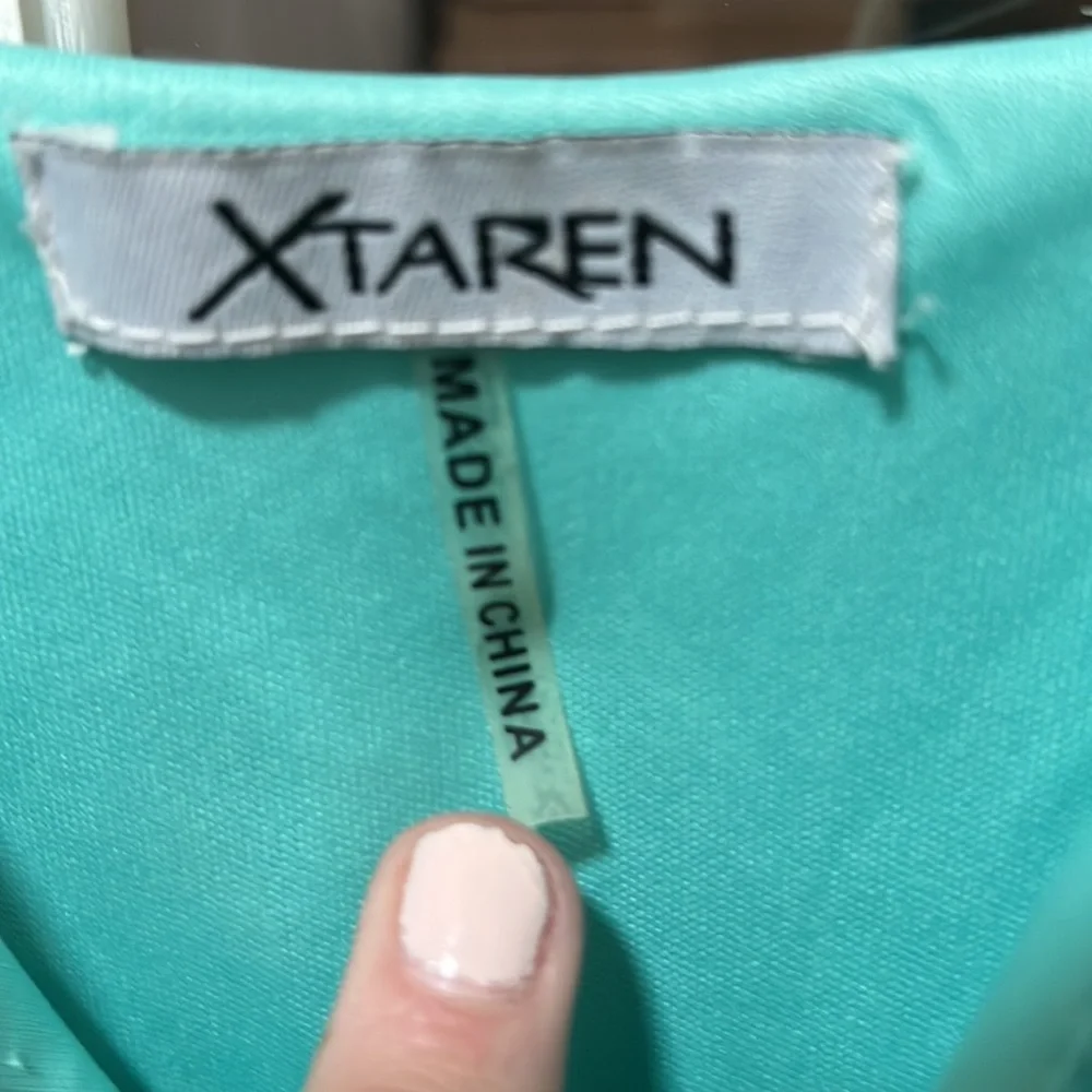 Dress - Picture 2 of 2